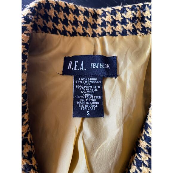 Vintage 90s Yellow and Black Houndstooth Cap Sleeve Vest Size Small - Picture 4 of 4